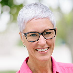Paula Yoho
